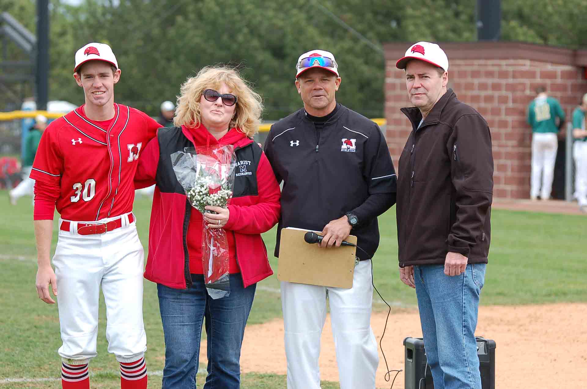 2016-baseball-senior-day-36